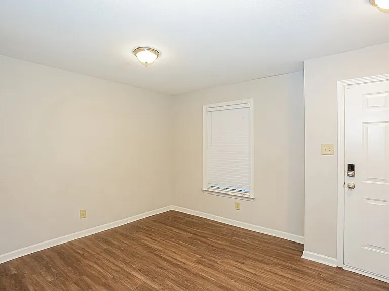 1626 Matthew Allen Cir — Photo 7