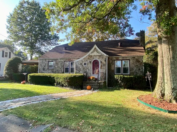 509 N Penn St, Punxsutawney, PA 15767