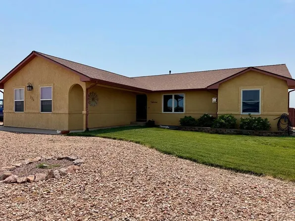 734 E Marigold Dr, Pueblo West, CO 81007