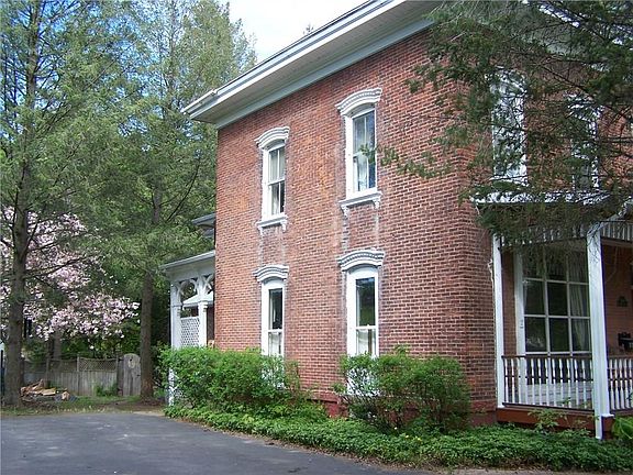 4th image of 11943 W Main St