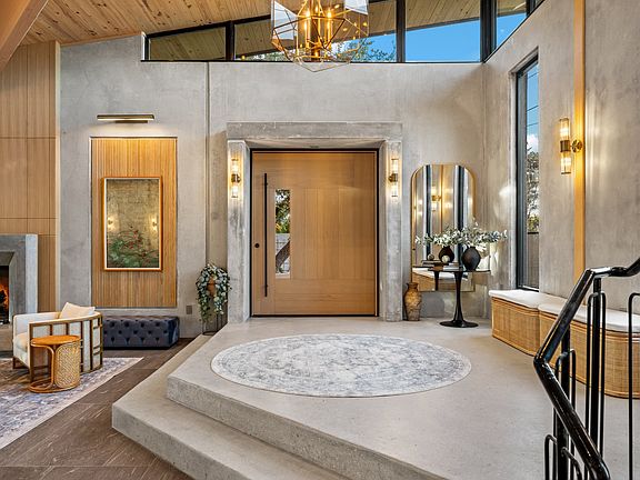4th image of 1605 Texas Hill Country Trl #39