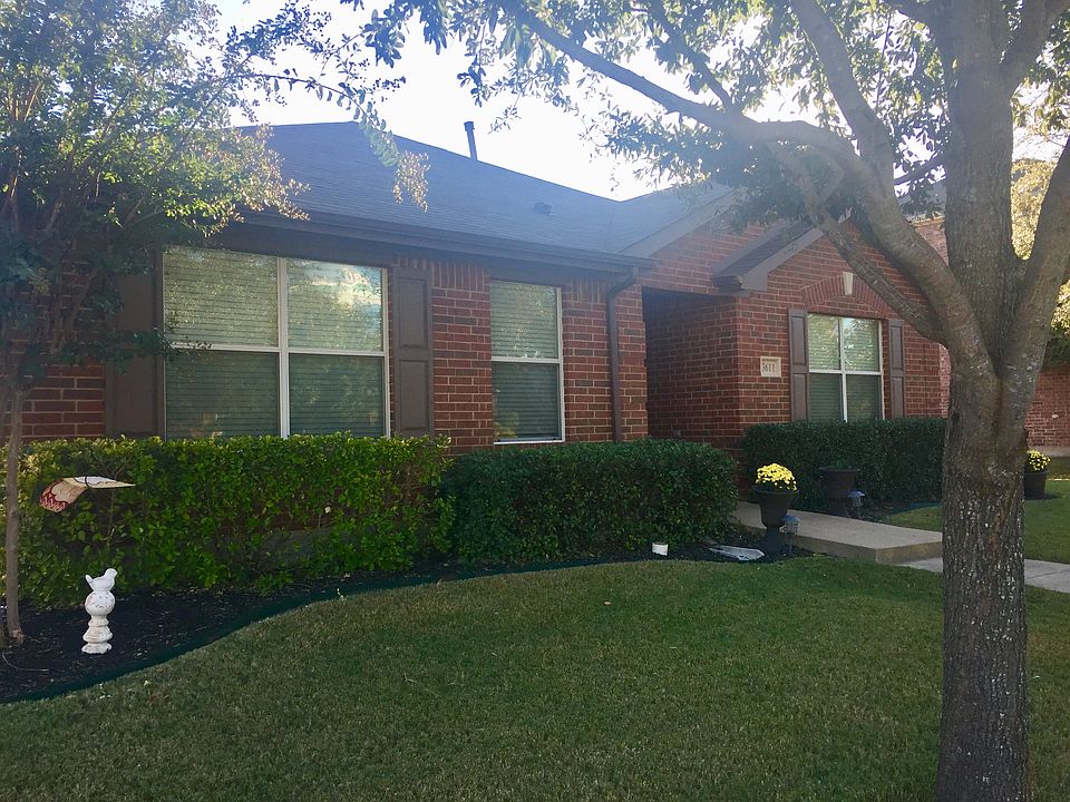 1st image of 3611 Hawthorne Trl