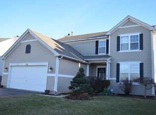 112 Harding Ct, North Aurora, IL 60542