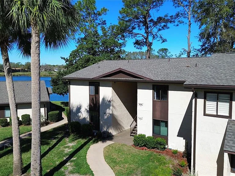 623 Midway Dr #B — Photo 3
