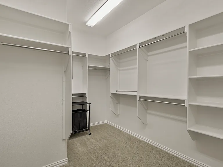 1144 Knoll St — Photo 26