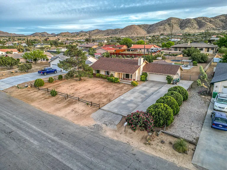 57731 San Tropeze Dr — Photo 49