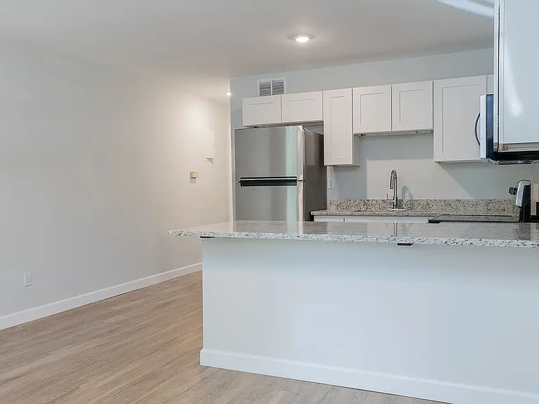 3317 Florida Ave — Photo 4