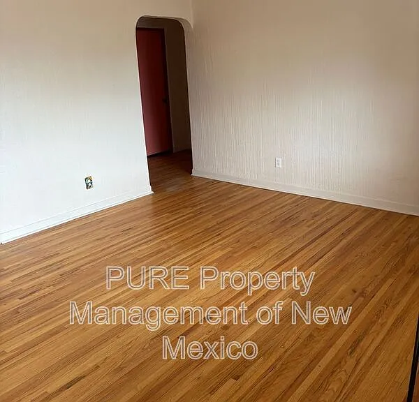 536 Arizona St SE — Photo 5