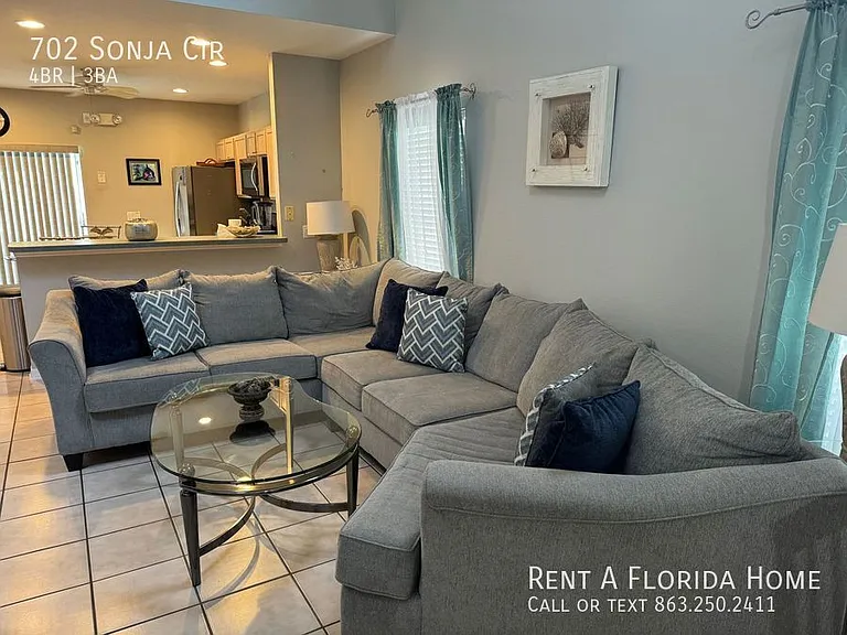 702 Sonja Cir — Photo 4
