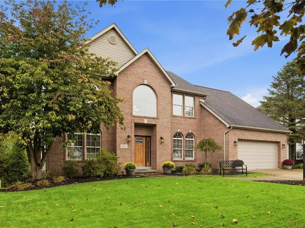 621 Alex Ct, Cranberry Township, PA 16066