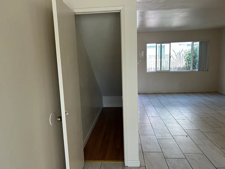 530 Linwood Ave #N — Photo 16