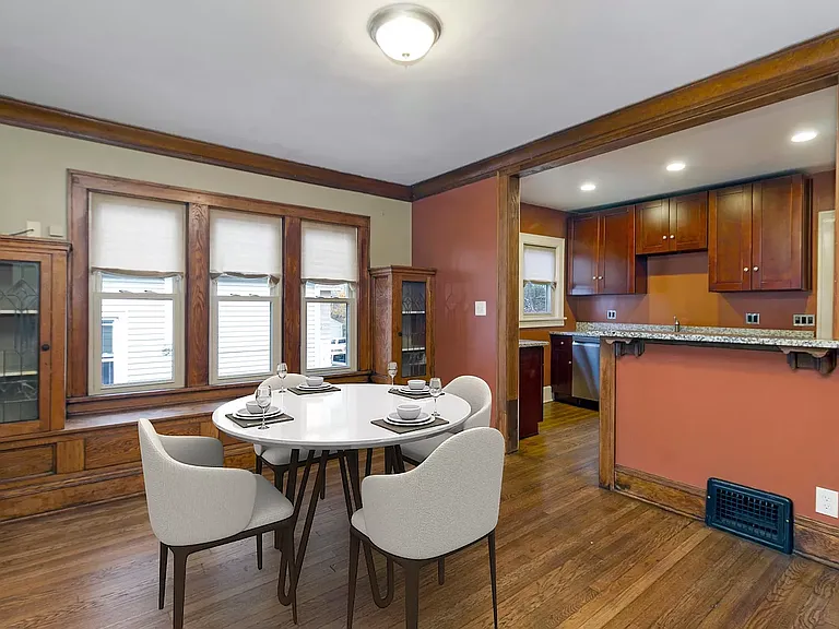 9807 Baltic Rd — Photo 3