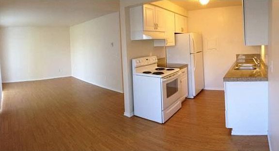 5th image of 601 SE 8th Ave APT A104