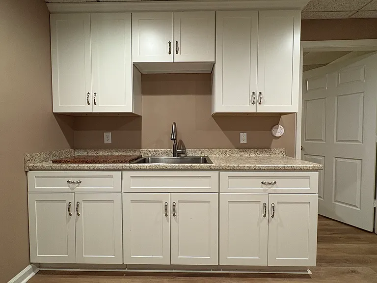 1002 Oak Way — Photo 1