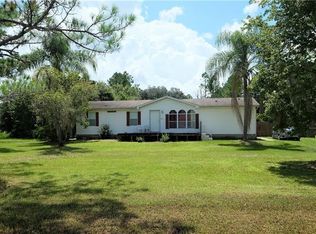 3215 Haystack Rd, Wesley Chapel, FL 33543