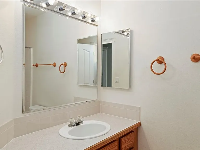 14180 W Chadford Dr — Photo 18