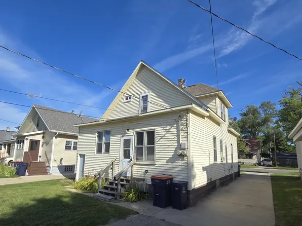 300 W 17th St, Holland, MI 49423
