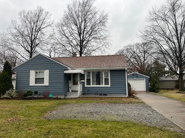 3814 E Lake Rd, Erie, PA 16511