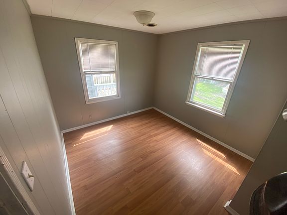 2nd image of 406 Wood River Ave #406