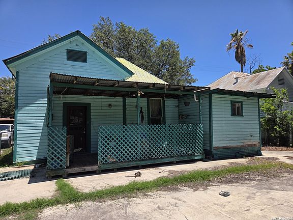 5th image of 244 Keller St
