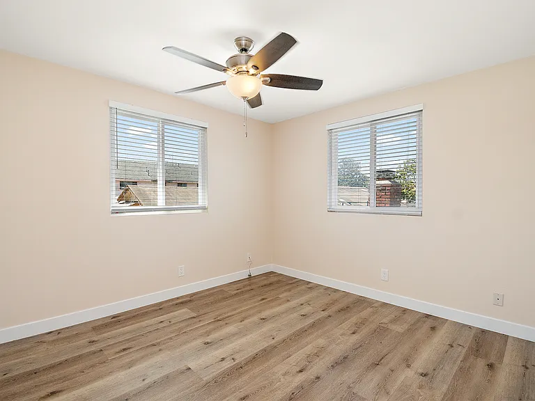 430 N Maria Ave — Photo 20