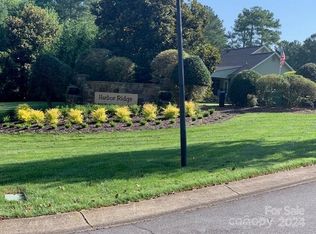 301 Harbor Watch Dr, Connelly Springs, NC 28612
