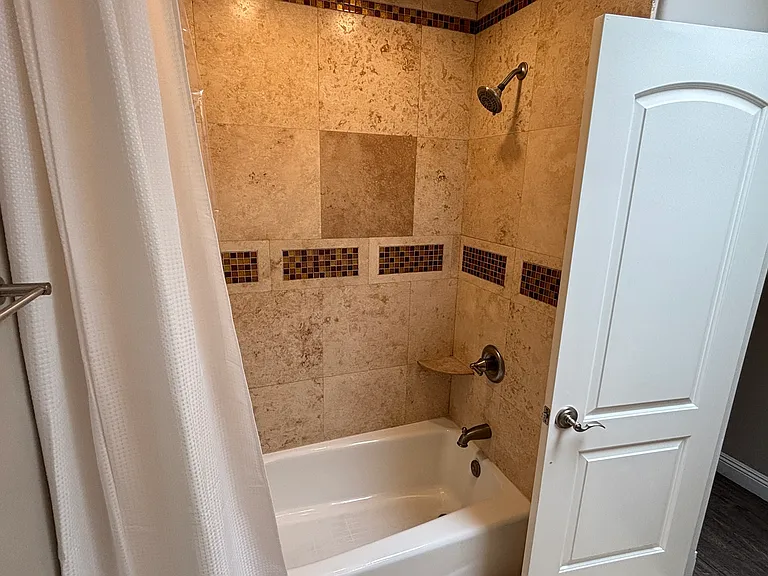 2529 E Bluefield Ave — Photo 19