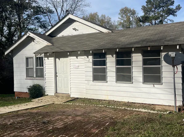 152 Shady Lawn Rd, Robbins, NC 27325