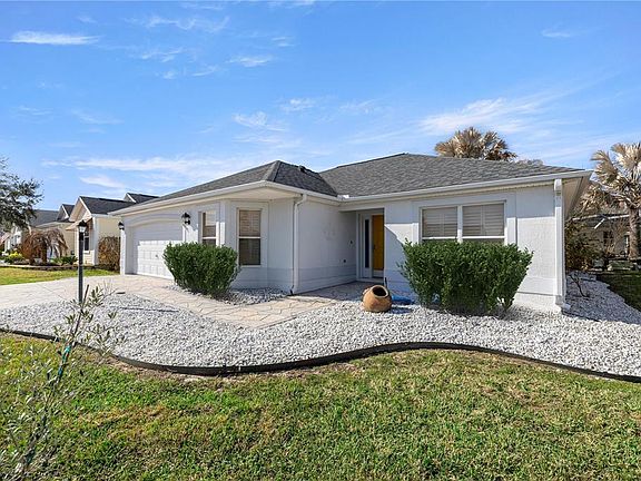 3rd image of 3188 Hudson Ct