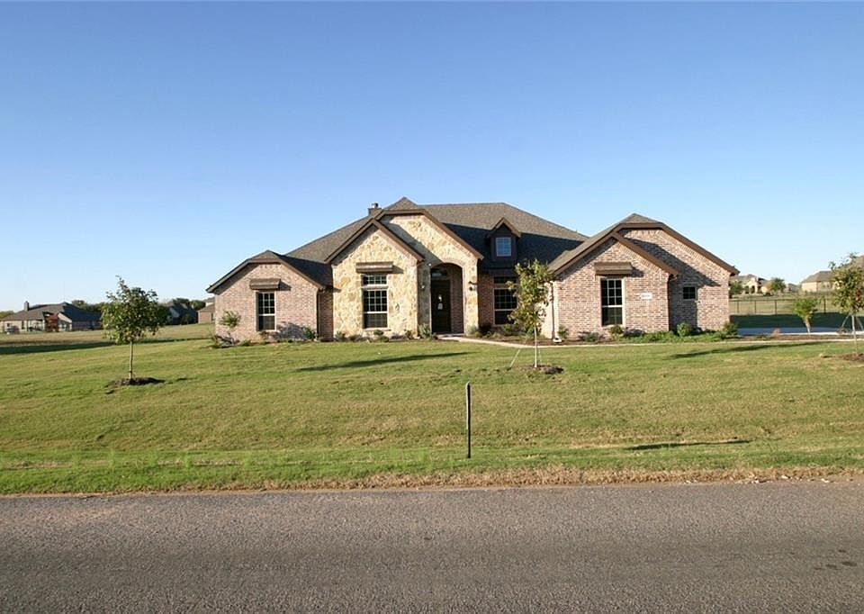 1st image of 2858 Wildwood Ln