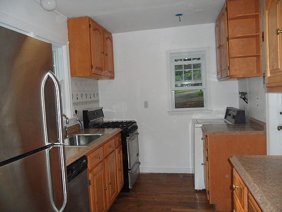 5th image of 1166 Bouerie Ln
