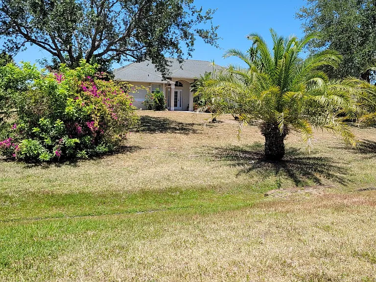 2706 SE Eagle Dr — Photo 4