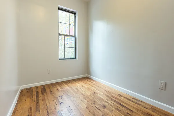 Rented by Nooklyn NYC LLC | media 1