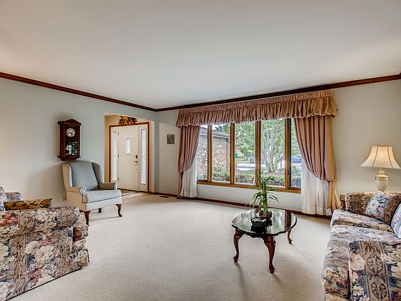 5th image of 7712 W 157th Pl