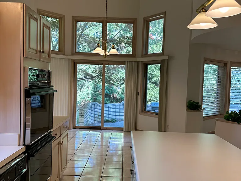 6739 Arlington Dr — Photo 20
