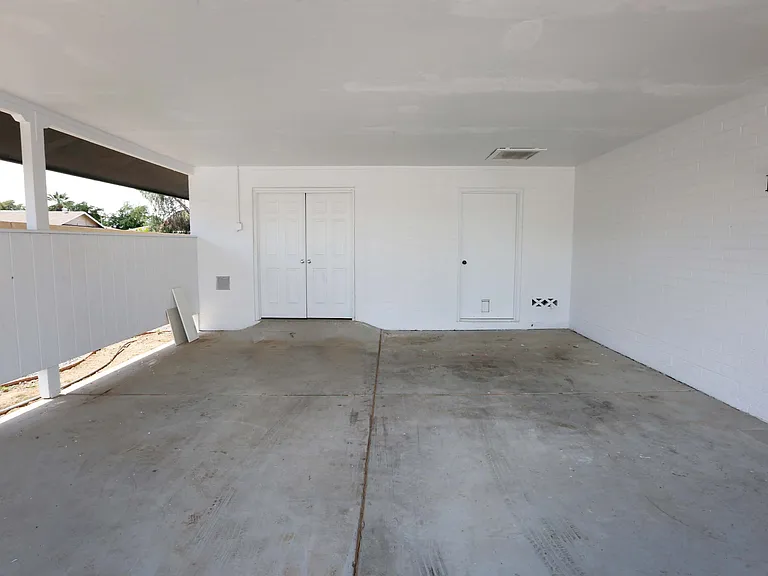 10631 W Salem Dr — Photo 7