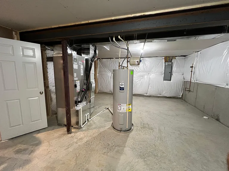 6976 Briarcliff Ct — Photo 11