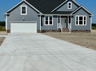 590 E Ridge Rd, Shawboro, NC 27973