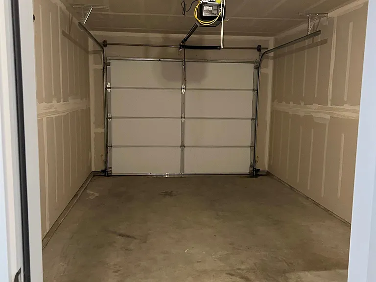 One car garage