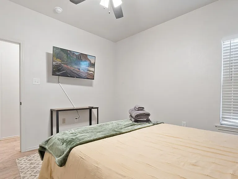 5606 Kemper St — Photo 20
