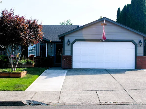 1705 NW 3rd St, Battle Ground, WA 98604