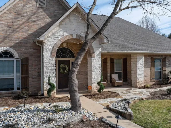 6403 Springwood Cir, Texarkana, TX 75503