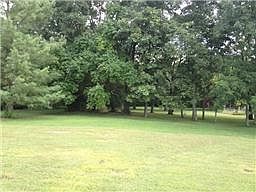 4th image of 2962 N Thompson Ln