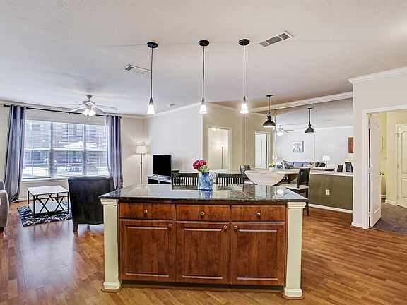 5th image of 1711 Old Spanish Trl APT 126