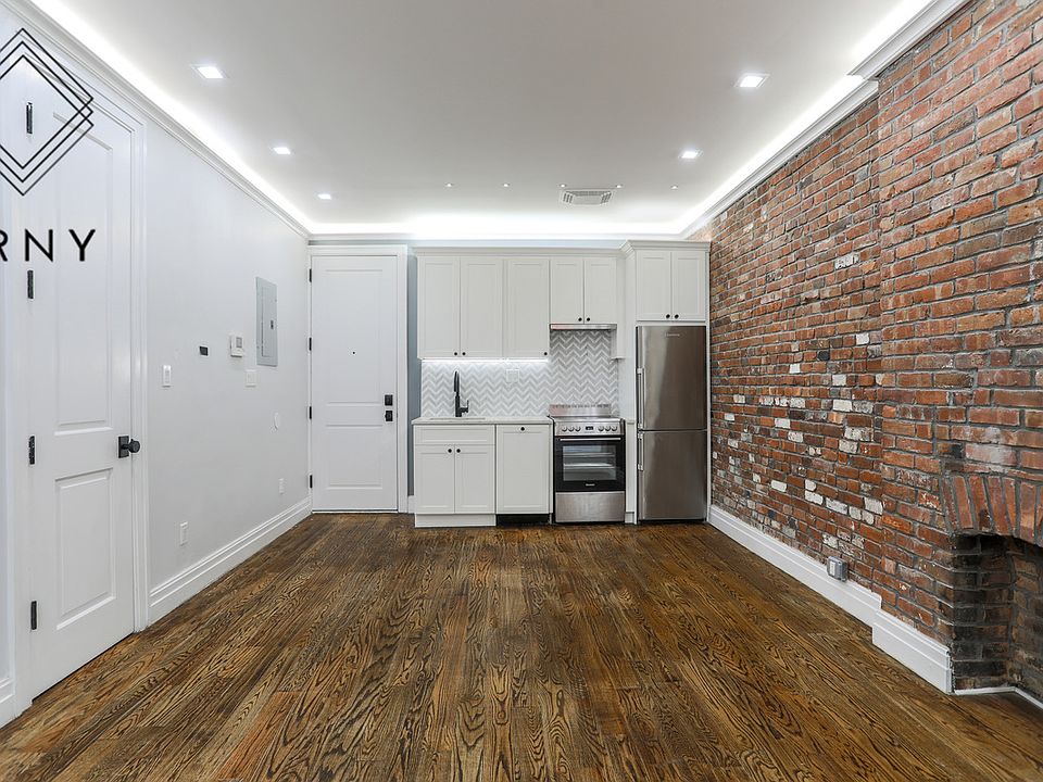 1st image of 43 Columbia Pl #2AA