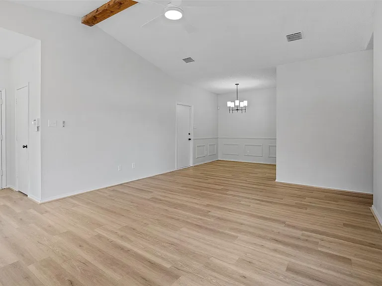 4313 Flamingo Way — Photo 9