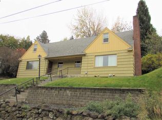 406 E James St, Colfax, WA 99111