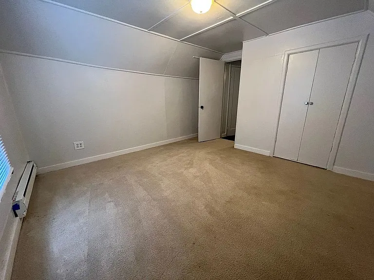 3810 N Lidgerwood St — Photo 10