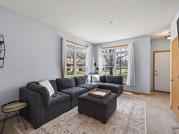 5th image of 9675 Belmont Ln