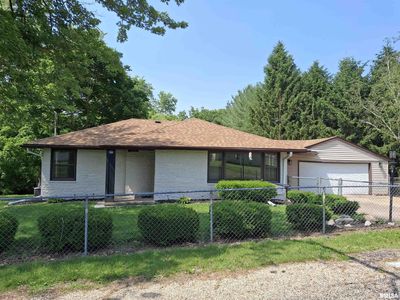 300 E 4th St, Saint David, IL, 61563
